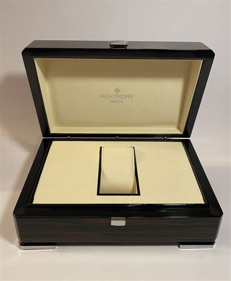 watchbox patek